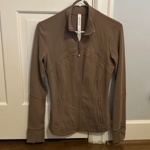 EUC Lululemon Define Jacket - Size 6 - Cherry Taupe